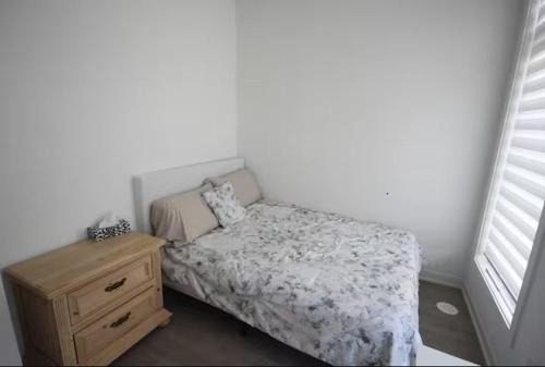 Lawrence Heights Casa | Cozy and Snug Room near Yorkdale