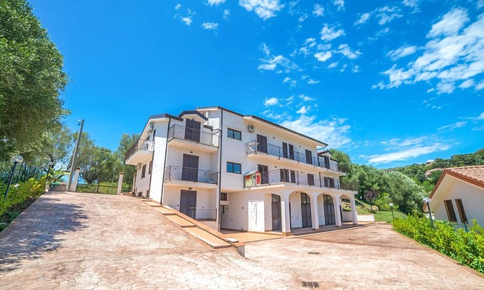 Policastro Bussentino Apartamento | Alojamiento de 2 habitaciones en Policastro Bussentino