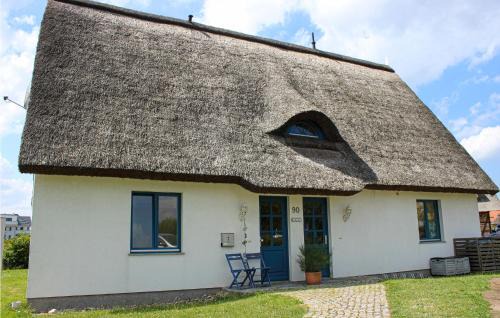 Borgerende Apartamento | Cozy Apartment In Börgerende-Rethwisch