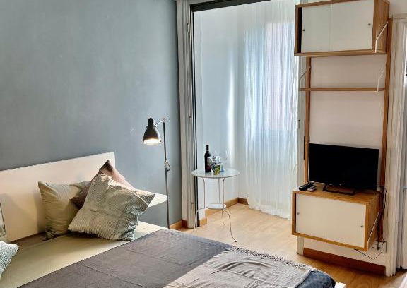 Calvairate Apartamento | Cozy Apartment 3 km away from Duomo