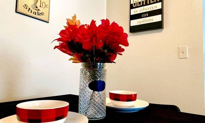 Winchester Apartamento | Cozy apartment 9mins drive from the strip