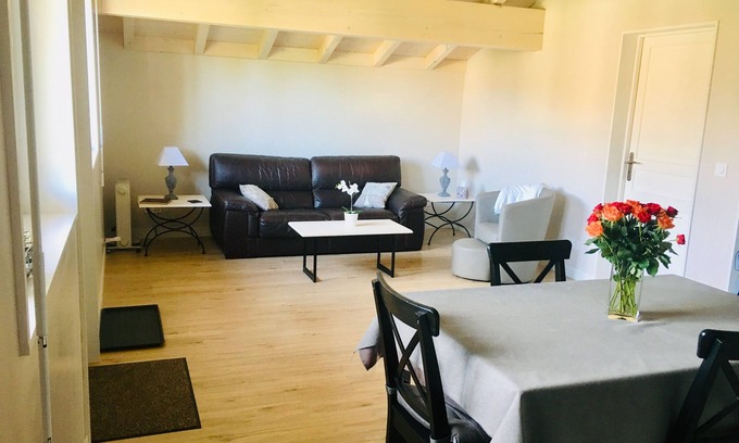 Bons-en-Chablais Apartamento | Acogedor apartamento a 30 minutos de Ginebra