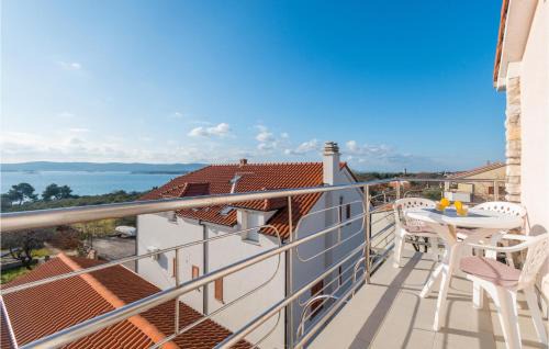 Sveti Filip i Jakov Apartamento | Cozy Apartment In Sveti Filip I Jakov