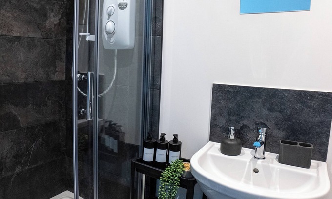 Ilkeston Apartamento | Cozy apartment in charming Ilkeston with WiFi