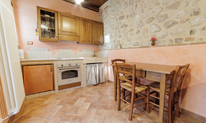Bovara Apartamento | Cozy apartment in country hamlet, 20 minutes' drive from Assisi.
