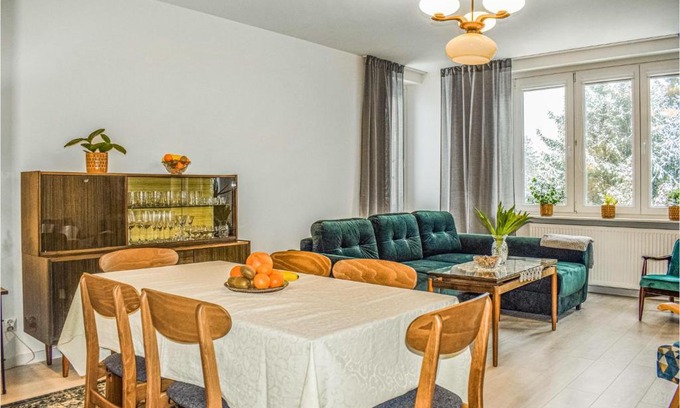 Darlowko Apartamento | Cozy Apartment In Darlowo With Wifi