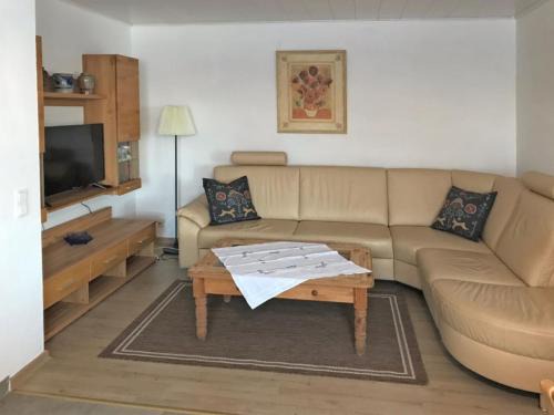 Waldbrunn Apartamento | Cozy Apartment in Ellar with Garden