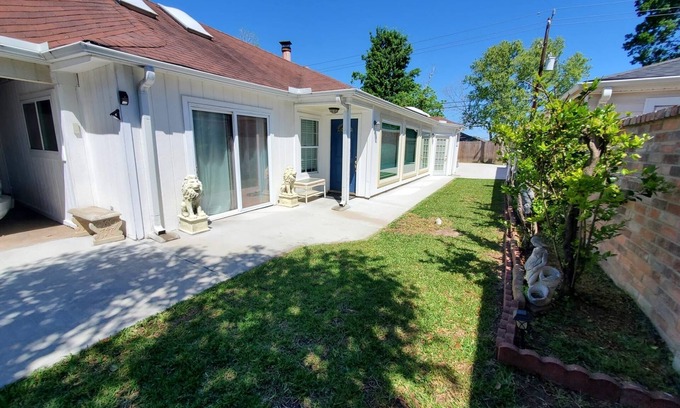 Clodine Apartamento | Cozy Apartment in Houston W/ Free Parking