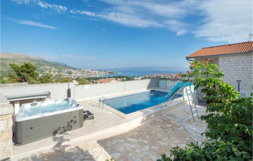 Kamen Apartamento | Cozy Apartment In Split With Kitchen