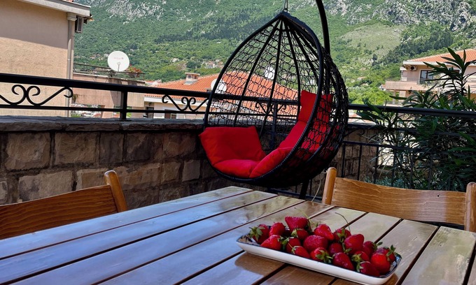 Risan Apartamento | Cozy apartment "Olive" in Risan, Montenegro - near the Bay of Kotor.