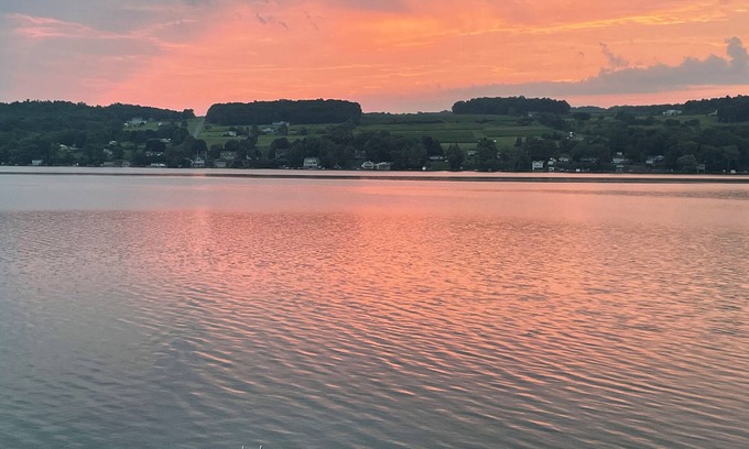 Town of Jerusalem Apartamento | Cozy apartment on Keuka Lake, close to Keuka College, wineries and breweries.