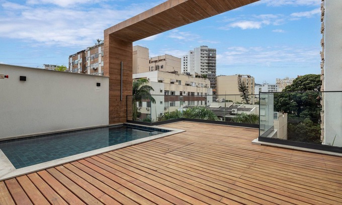 Laranjeiras Apartamento | Cozy Apartment | Pool, Sauna & 350m from the Metro