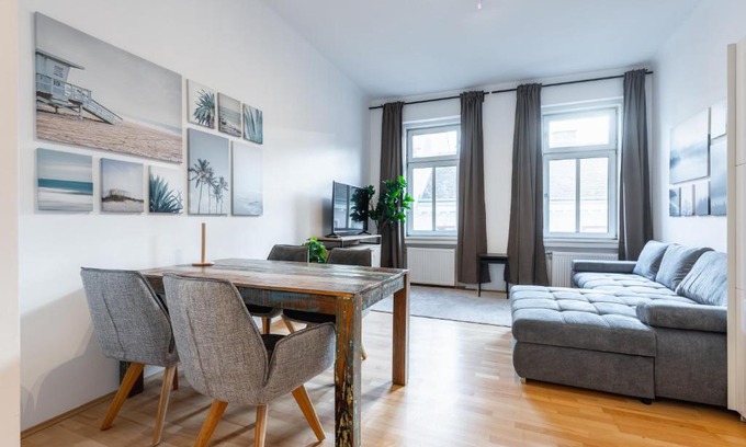 Neulerchenfeld Apartamento | Cozy Apartment Steps Away from Subway Station