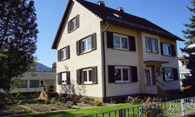 Biberach Apartamento | Acogedor apartamento con balcón, 65 metros cuadrados, 2 habitaciones para máx. 4 personas
