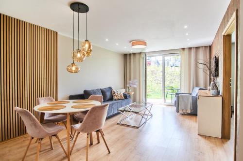 Borkowo Lostowickie Apartamento | Cozy Apartment with Garden - Free Private Parking Gdańsk
