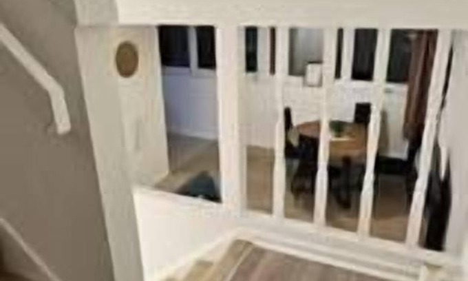 North Finchley Apartamento | Cozy Apartment with King Bed