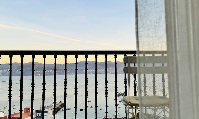 Raxo Apartamento | Acogedor apartamento con impresionantes vistas a la Ría