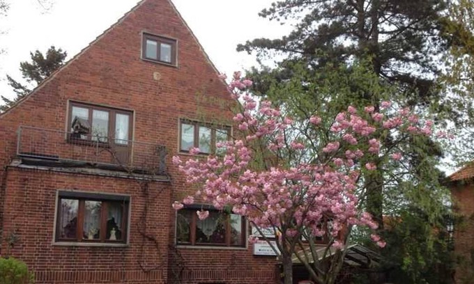 Guestrow Apartamento | Dos grandes - Sala - Piso - Confortables apartamentos en la ciudad Güstrow Barlach