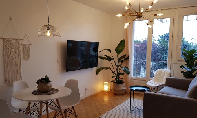 Houilles Apartamento | Cozy Appt F2 10mn from La Defense, 15mn from Paris center