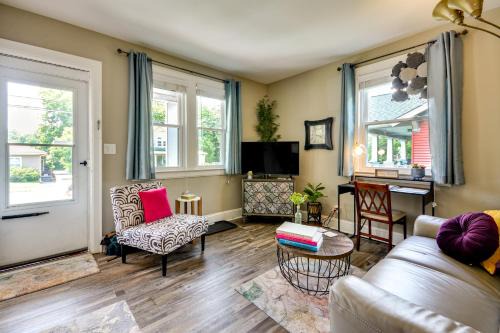 Greensboro Apartamento | Cozy Apt in Downtown Greensboro with Shared Yard!
