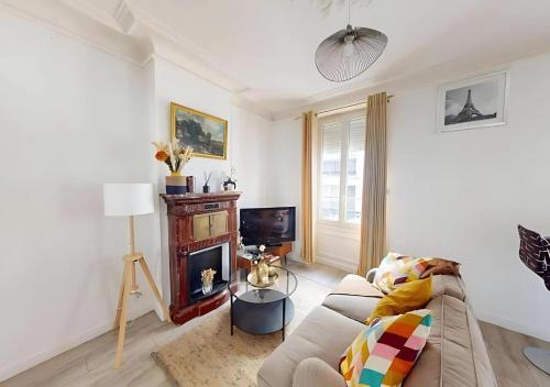 Le Perreux-sur-Marne Apartamento | Cozy APT in Le Perreux with Parisian Charm & Disneyland Fun