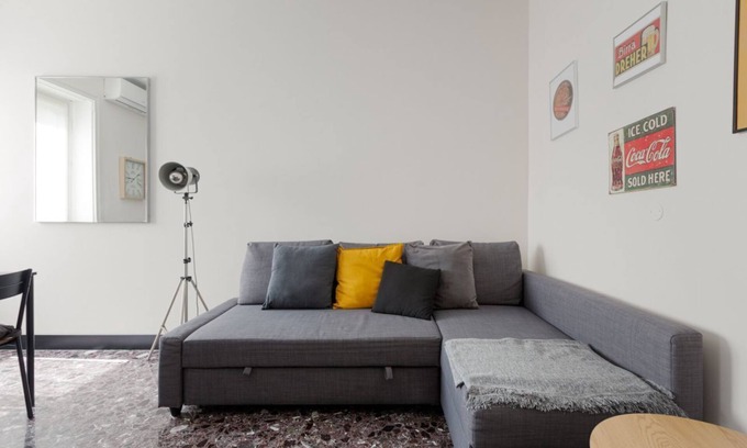 Zona Solari Apartamento | Cozy Apt in the Mudec/Via Tortona area!