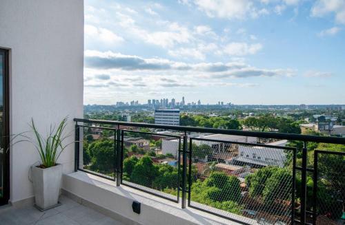 Fernando De La Mora Apartamento | Cozy Apt Pool Plus CoWorking paraguay Deriv