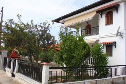Asprovalta Casa | Cozy Asprovalta Home by the Sea