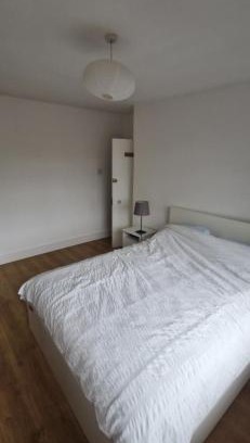 London Borough of Ealing Casa | Cozy at Slim's