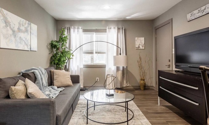 Morningside-Lenox Park Apartamento | Cozy Atlanta Midtown Apartment