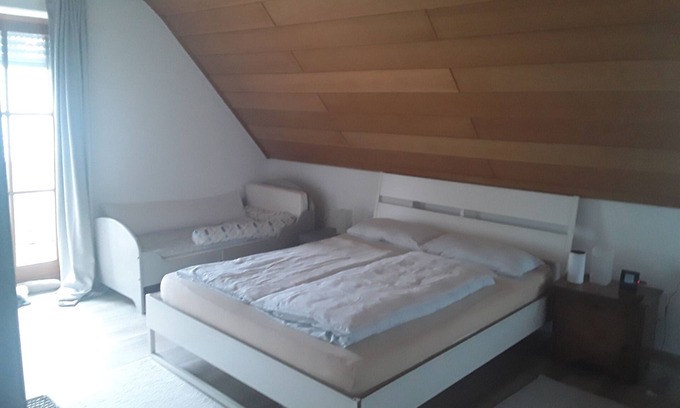 Hochzoll Apartamento | Cozy attic apartment on the Lech and Kuhsee recreation area
