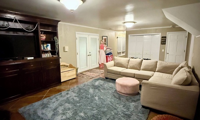 Huntcliff Apartamento | Cozy basement studio with WiFi, hot tub and pool in enjoyable Columbia
