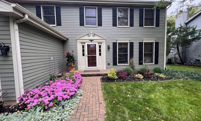 Batavia Casa | Cozy Batavia Residence on Prairie Path with Grand Garden