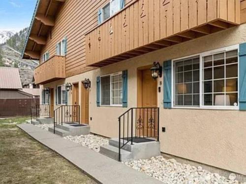 Downtown Leavenworth Casa | Cozy Bavarian Getaway
