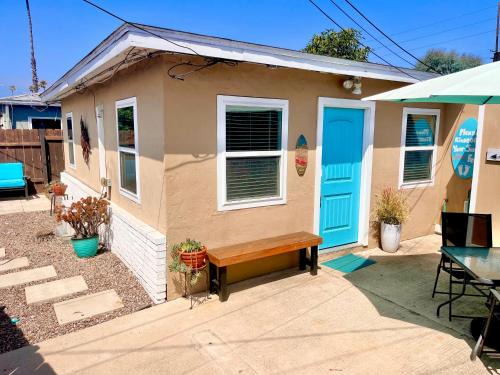 Pacific Beach Apartamento | Cozy Beach Cottage with Bicycles