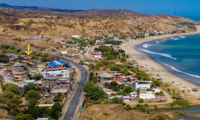 Caleta Cruz Cabaña | Cozy beach house located in Caleta Grau, Zorritos, Tumbes.