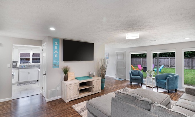 Kettering Casa | Cozy Beach House Minutes From Downtown!