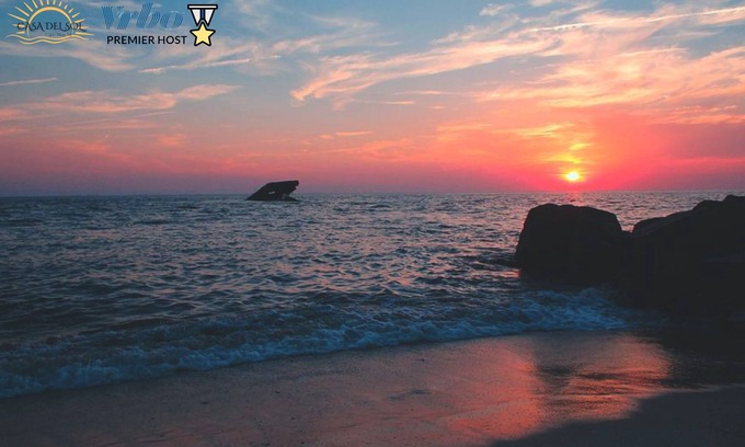 Villas Casa | Cozy Beach house in Cape May, Jacuzzi, Game Room, Family and Pet Friendly