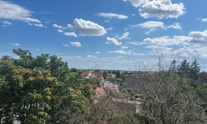 Favoriten Apartamento | Cozy beautiful nice nature close to u1 station Oberlaa & autobahn