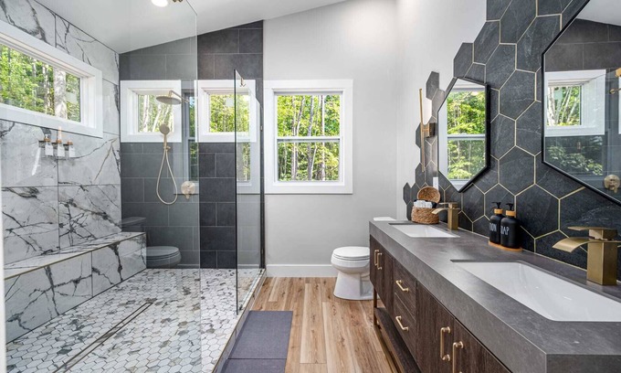 Bynum Cabina | Cozy Beehive Treehouse
