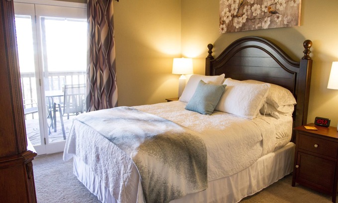 Branson West Condominio | Cozy Branson getaway near SDC and Table Rock Lake!