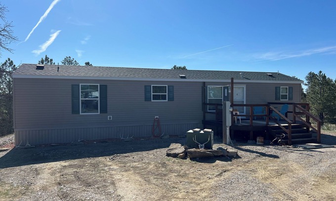 Petroleum County Casa | Cozy Breaks ‘BUNKHOUSE’