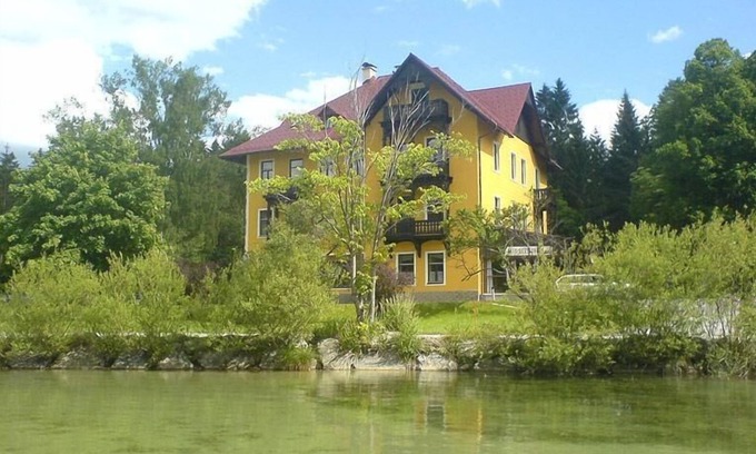 Sankt Sebastian Apartamento | Vrbo Property