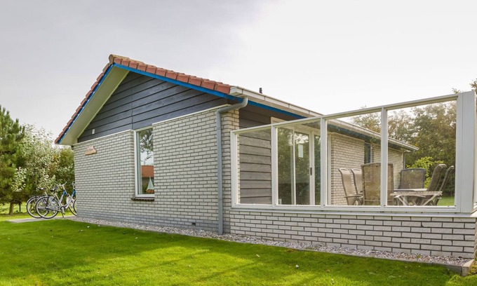 Hollum Casa | Acogedor bungalow a 1,5 km de la playa