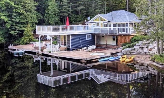 Torrance Casa | Cozy bungalow in quiet bala bay on lake muskoka. Muskoka Lake