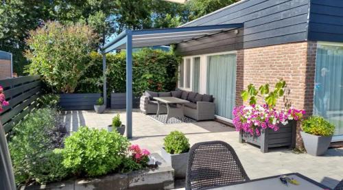 Municipality of Noordwijk Casa | Cozy bungalow (Near beach, tulip fields, etc)