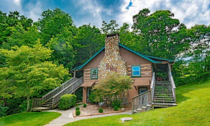 Blowing Rock Apartamento | Cozy Cabin #10 - Sleeps 6 - Full kitchen + fireplace - between Boone & Blowing Rock NC