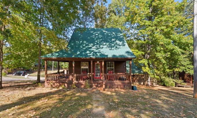 Counce Cabina | Cozy Cabin 3.5 min from Sportman's!