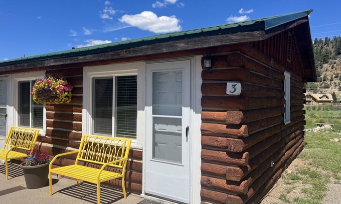 South Fork Cabina | Cozy cabin #3 in mountains near Rio Grande River