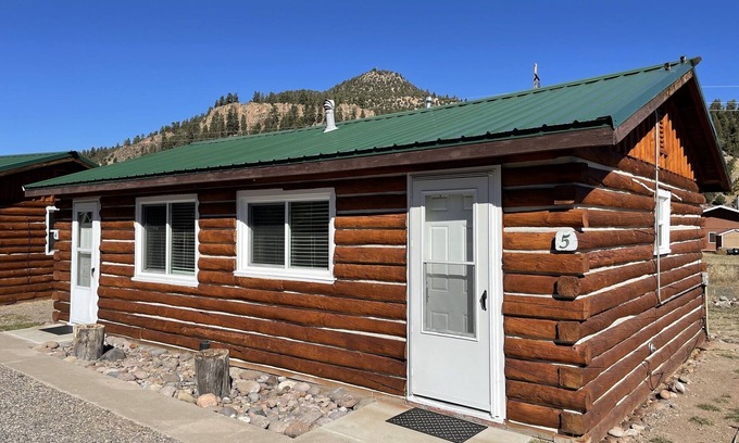 South Fork Cabina | Cozy cabin #5 in mountains near Rio Grande River